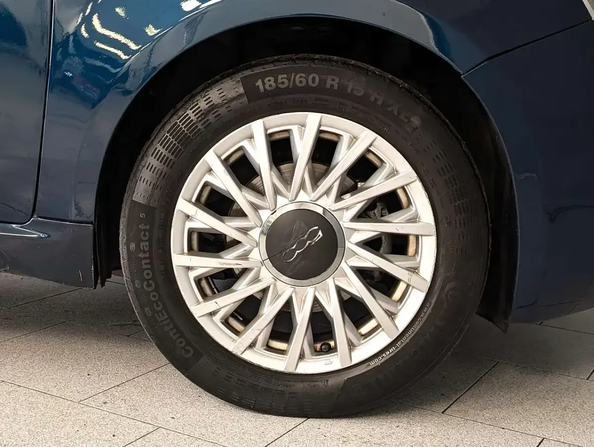 Usata Fiat 500 Dolcevita 69 CV (50 kW) 2023 Blu/azzurro Berlina