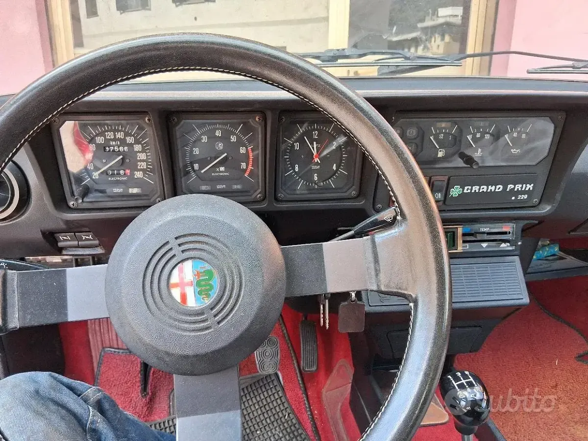 Usata Alfa Romeo Alfetta 130 CV (95 kW) 1982