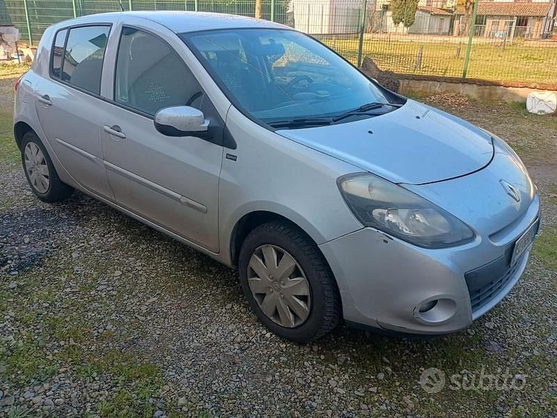 Usata Renault Clio II 2011 Grigio Utilitaria