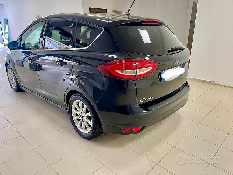 Usata Ford C-MAX Titanium 120 CV (88 kW) 2019 Nero Monovolume