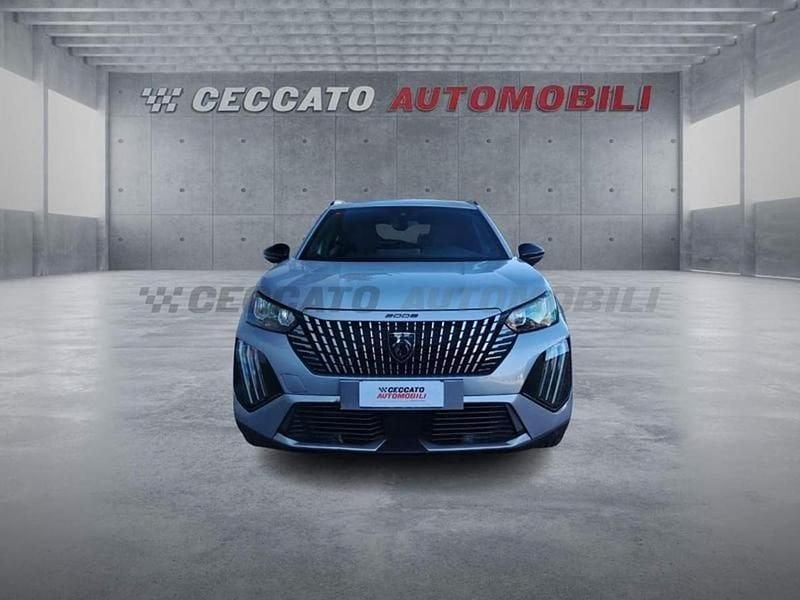 Usata Peugeot 2008 Allure 101 CV (74 kW) 2024 Grigio SUV