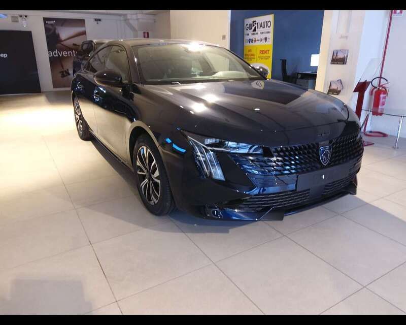 Nuova Peugeot 508 Allure 131 CV (96 kW) 2025 Blu eclipse  metall Berlina