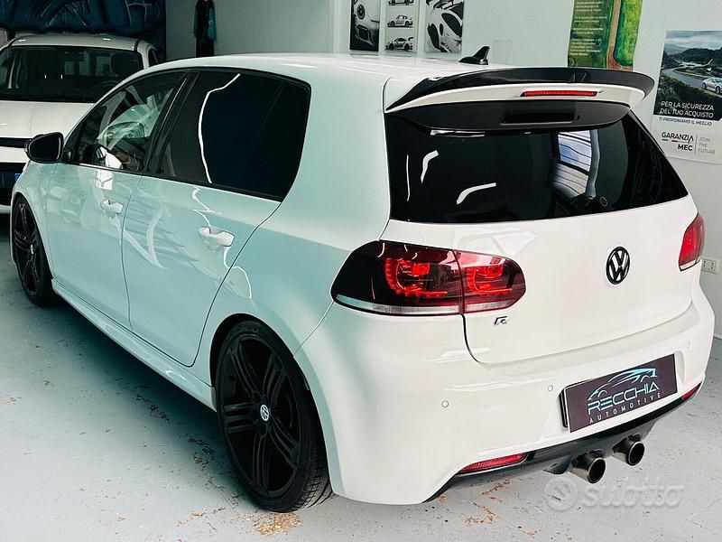 Usata VW Golf VI R 340 CV (250 kW) 2011 Bianco Utilitaria