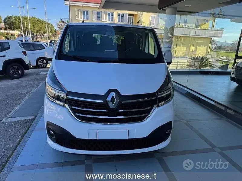 Usata Renault Trafic Zen 120 CV (88 kW) 2019 Bianco Monovolume