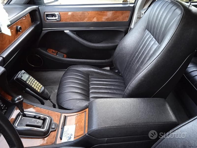 Usata Jaguar XJ6 200 CV (147 kW) 1991 Grigio Berlina