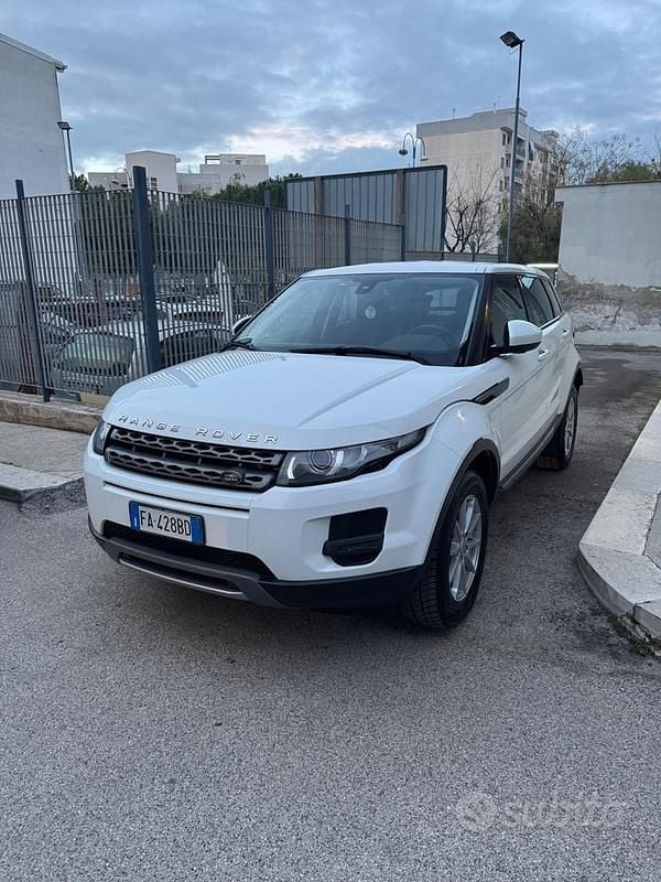 Bianco Usata 2015 Land Rover Range Rover evoque Pure Station wagon | 15.990 € (Buon prezzo) - Immagine 1/4
