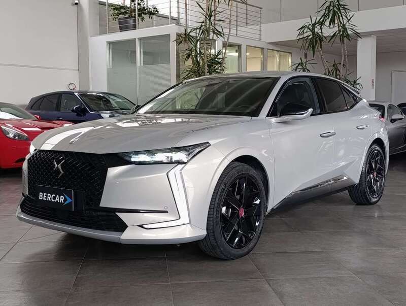 Grigio Usata 2022 DS Automobiles DS4 Tre volumi | 26.800 € (Super prezzo) - Immagine 1/4