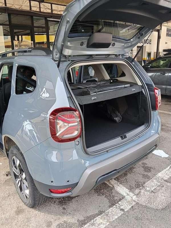 Usata Dacia Duster Journey 101 CV (74 kW) 2023 SUV
