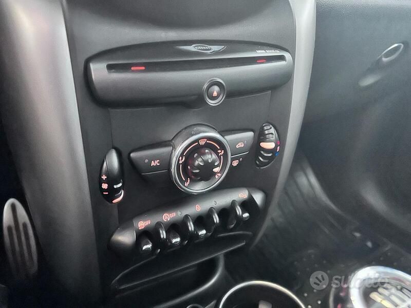 Usata Mini Countryman 2015 Grigio SUV