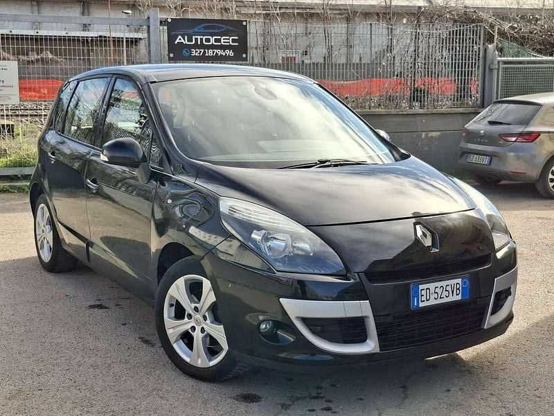 Usata Renault Scénic III Luxe 110 CV (80 kW) 2010 Nero Monovolume
