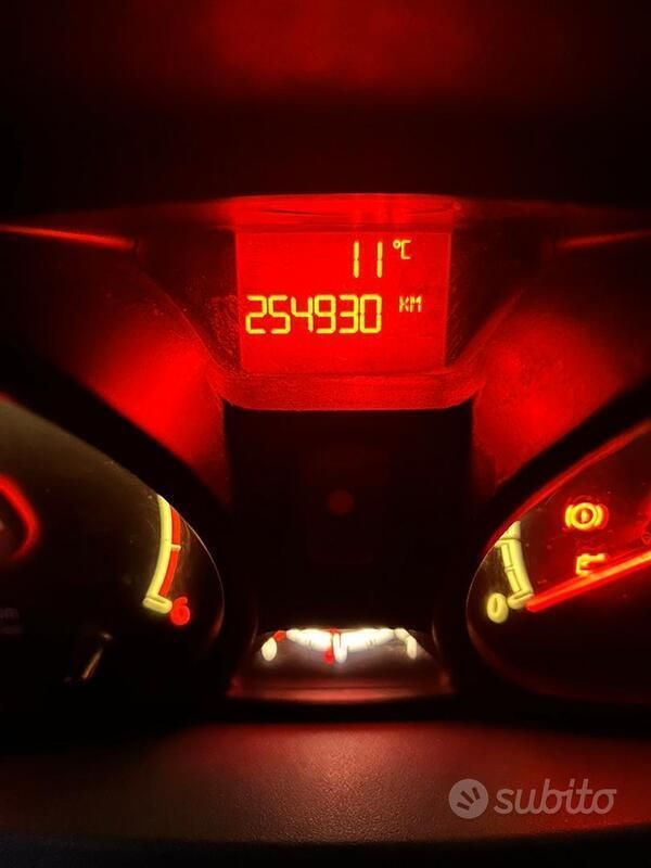 Usata Ford Fiesta 70 CV (51 kW) 2009 Utilitaria