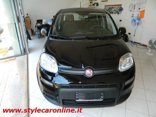 Usata Fiat Panda 70 CV (51 kW) 2024 Grigio pastello Utilitaria