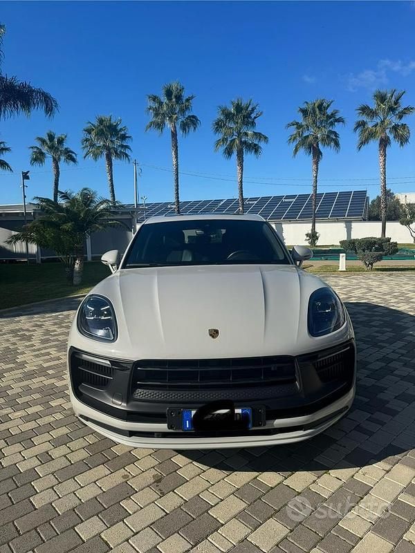 Usata 2022 Porsche Macan GTS SUV | 76.999 € (Buon prezzo) - Immagine 1/4