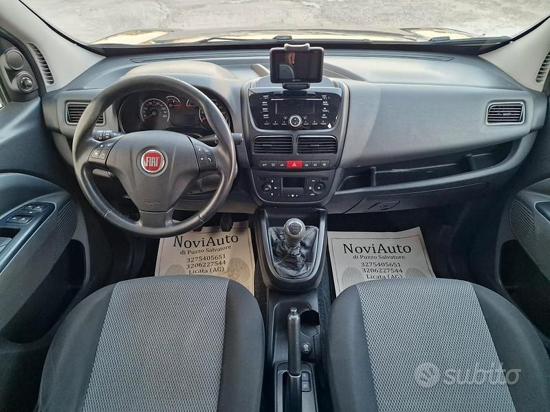 Usata Fiat Doblò 105 CV (77 kW) 2011 Nero Monovolume