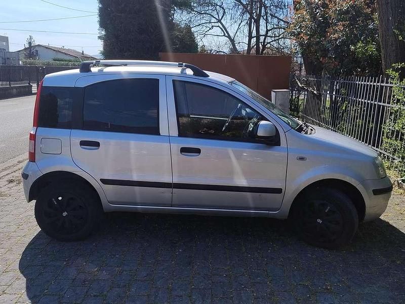 Usata Fiat Panda Dynamic 77 CV (56 kW) 2011 Grigio Utilitaria