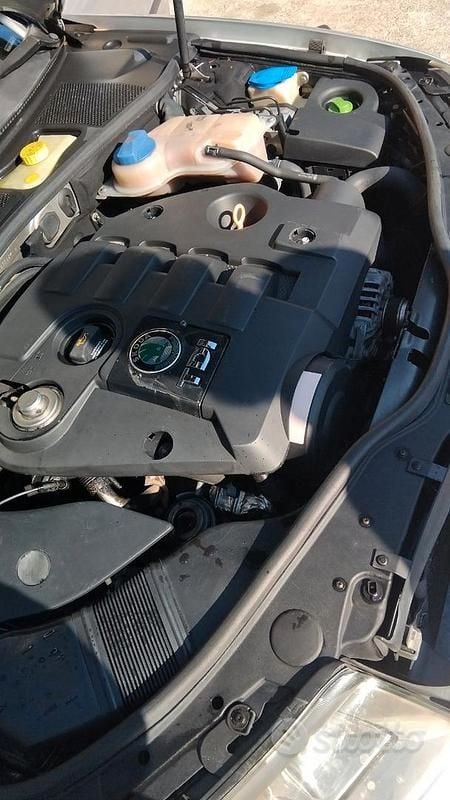 Usata Skoda Superb 2005 Grigio Berlina