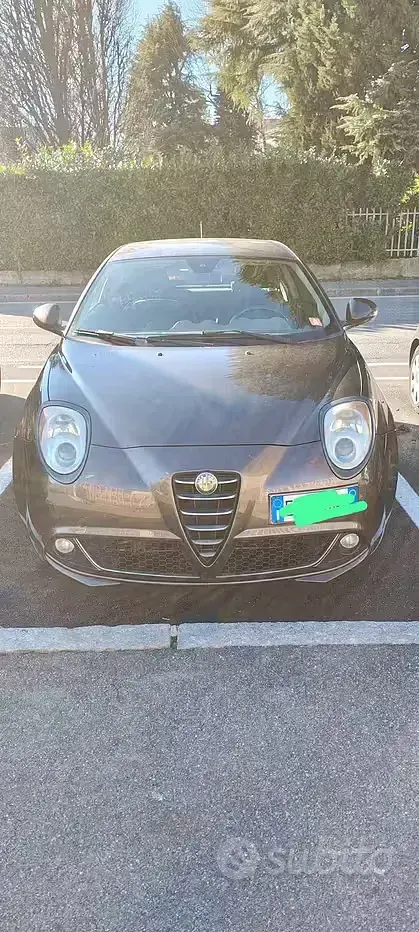Usata Alfa Romeo MiTo 120 CV (88 kW) 2013 Marrone Utilitaria