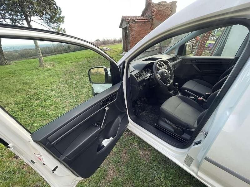 Usata VW Caddy Maxi 110 CV (80 kW) 2019 Bianco Monovolume