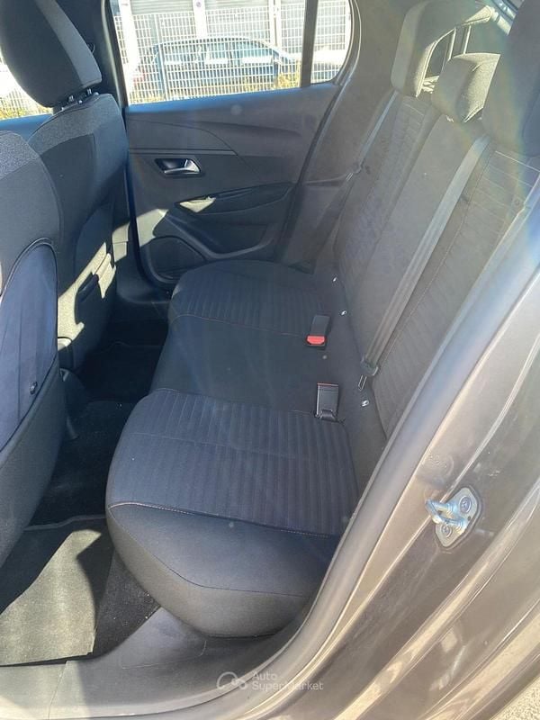 Usata Peugeot 208 GT 102 CV (75 kW) 2021 Gray Utilitaria