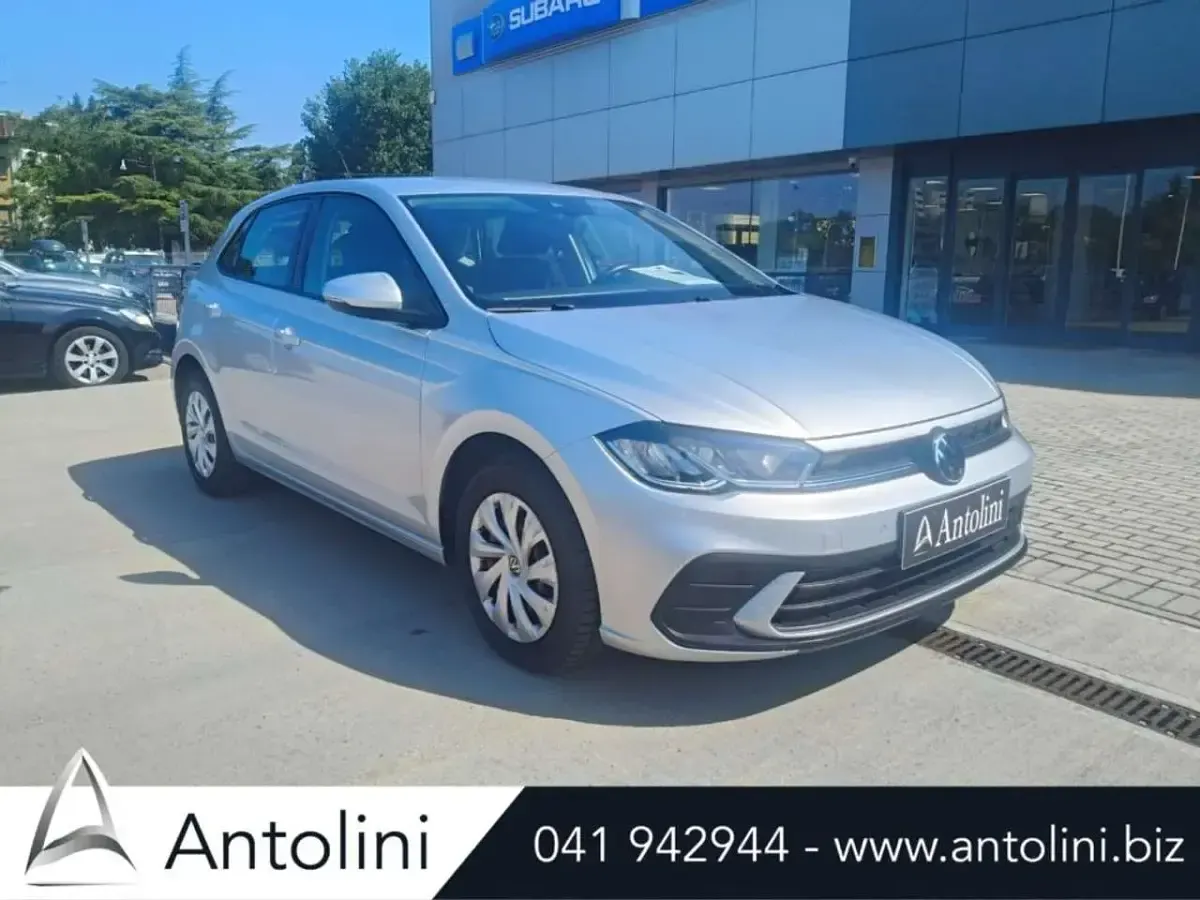 Usata VW Polo Life 80 CV (58 kW) 2022 Argento Utilitaria