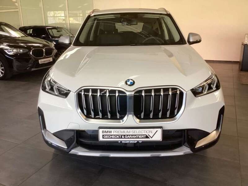 Bianco Usata 2024 BMW X1 xLine SUV | 38.900 € (Super prezzo) - Immagine 1/4