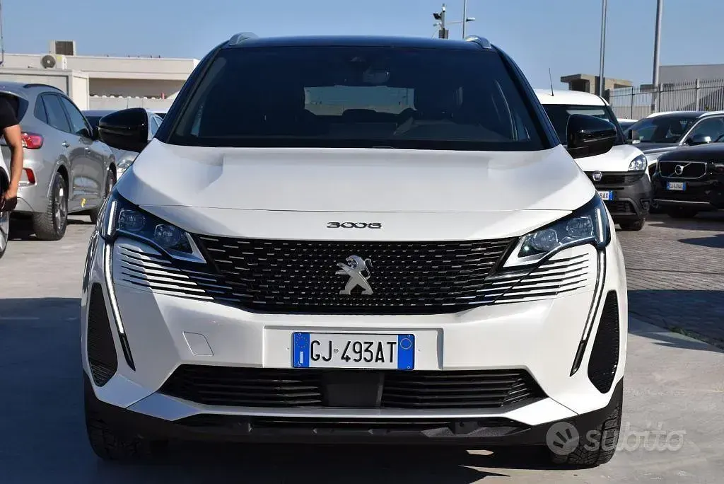 Usata Peugeot 3008 GT 131 CV (96 kW) 2022 Bianco SUV