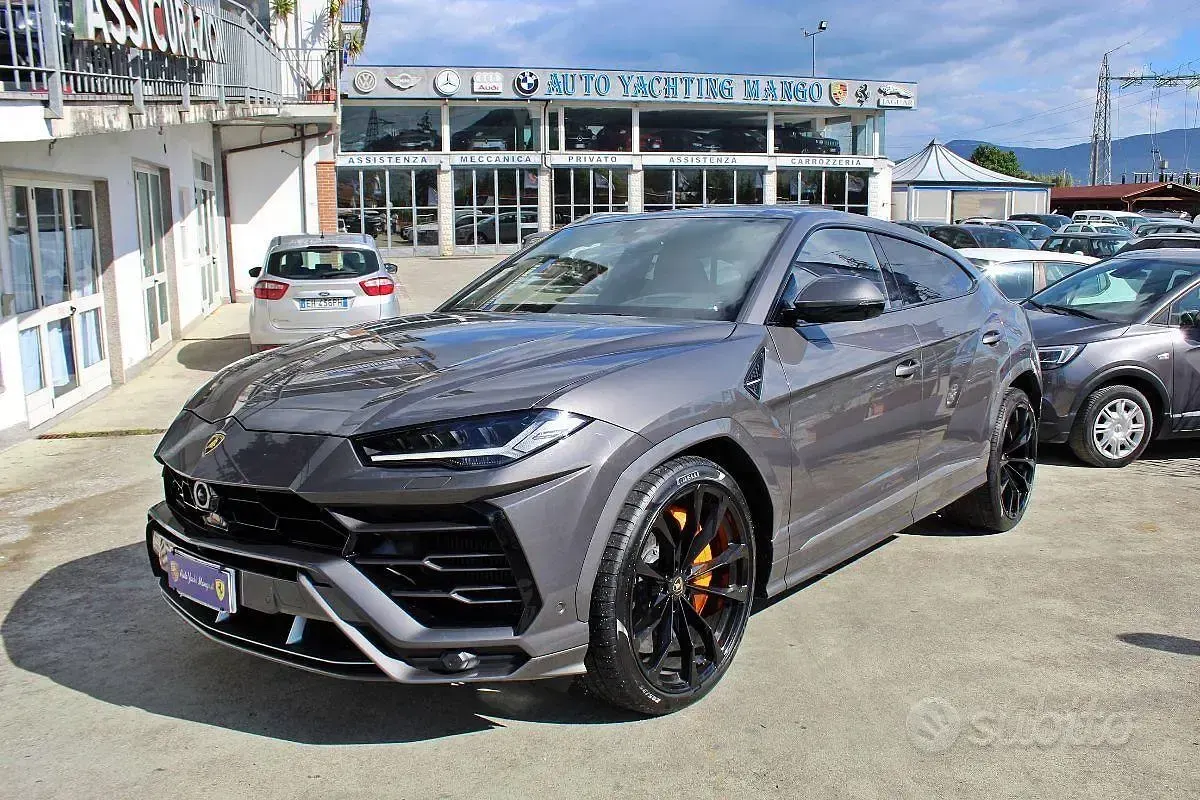 Usata Lamborghini Urus 649 CV (477 kW) 2022 SUV