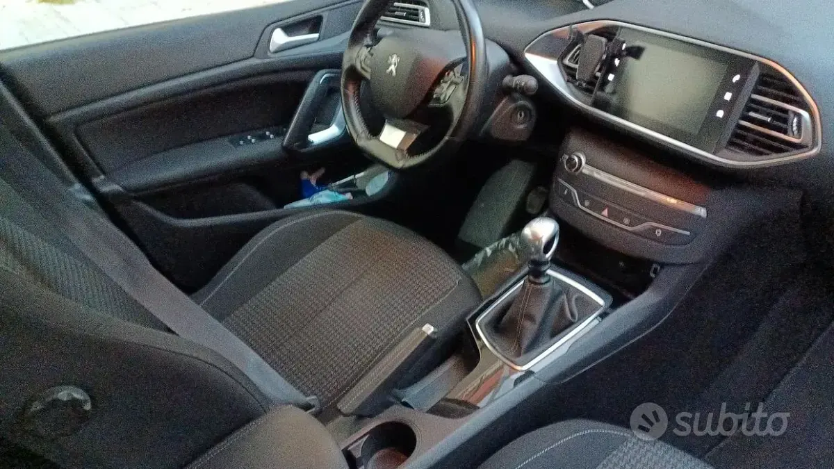Usata Peugeot 308 2018 Rosso Station wagon