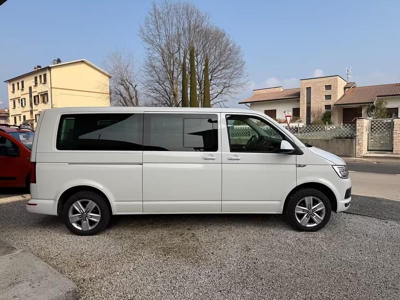 Usata VW Caravelle 150 CV (110 kW) 2018 Bianco Monovolume