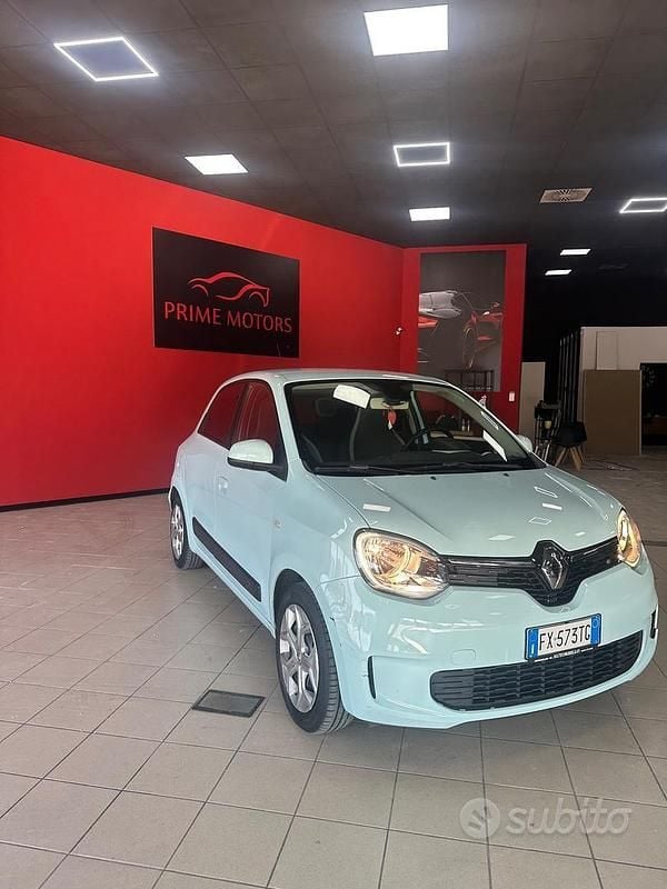 Usata Renault Twingo Intens 65 CV (47 kW) 2019 Blu Utilitaria