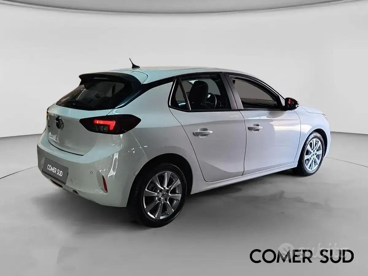 Usata Opel Corsa Edition 102 CV (75 kW) 2022 Bianco Utilitaria