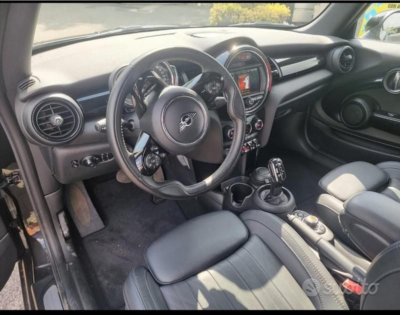 Usata Mini Cooper S Cabriolet 192 CV (141 kW) 2019 Nero Cabrio