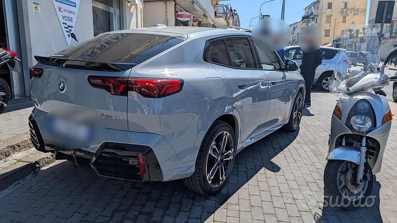 Begagnad BMW X2 M Sport 150 HK (110 kW) 2024 Grå SUV