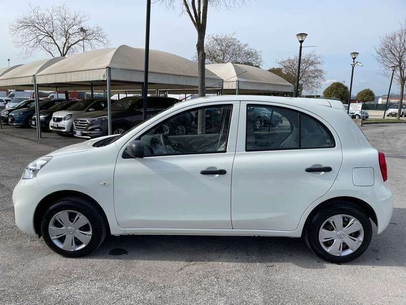 Usata Nissan Micra Visia 108 CV (79 kW) 2014 Bianco Utilitaria