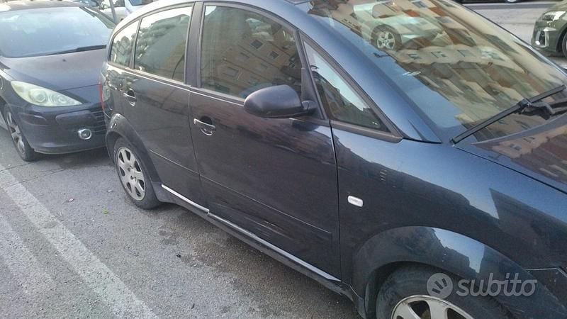 Usata Audi A2 2002 Blu Utilitaria