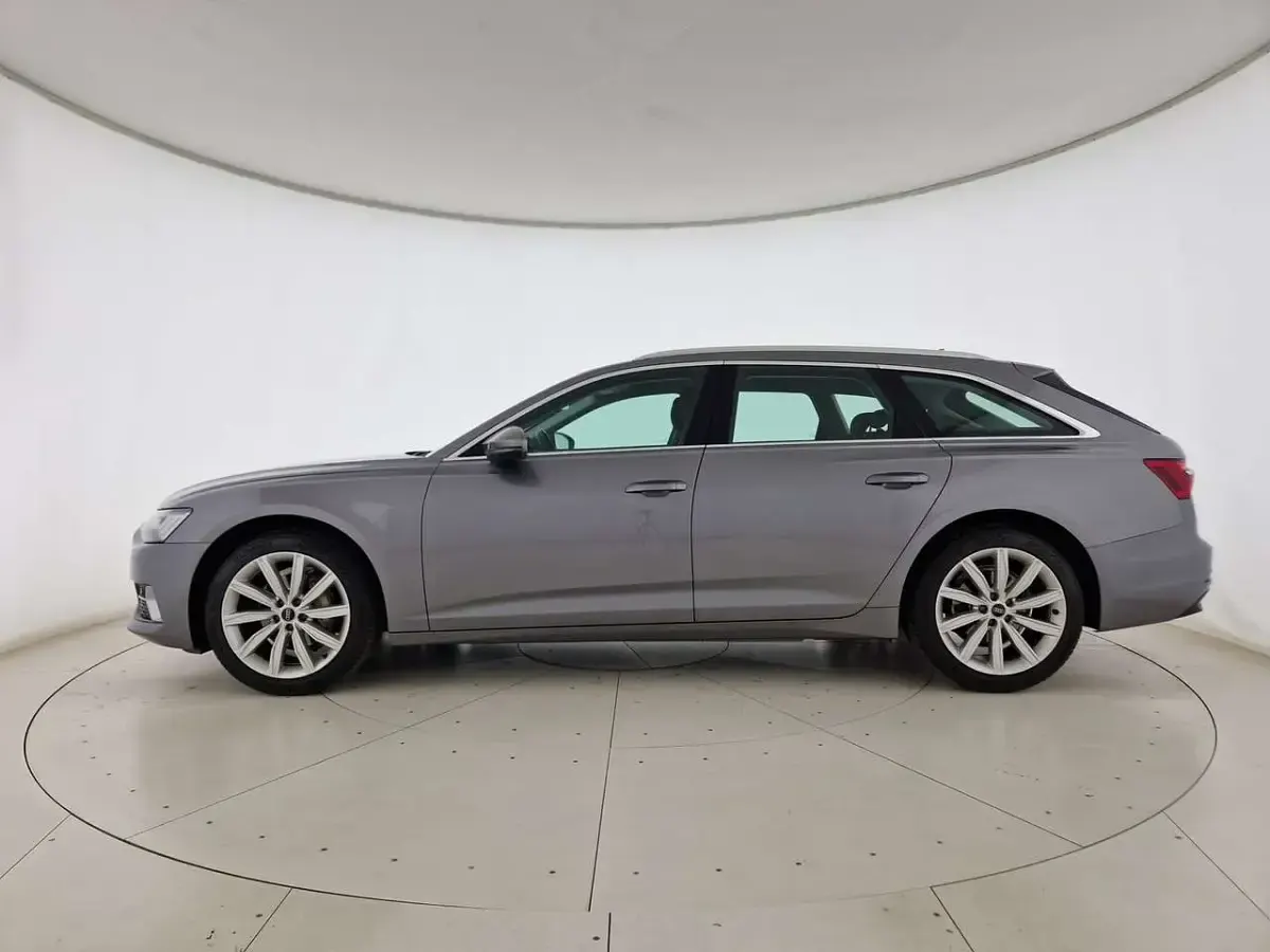Usata Audi A6 Business 204 CV (150 kW) 2022 Grigio tifone metallizzato Station wagon