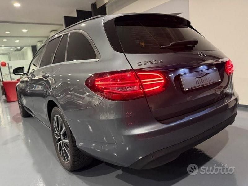 Usata Mercedes C220 Business 194 CV (142 kW) 2020 Antracite Station wagon