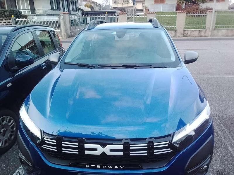 Usata Dacia Sandero Comfort 101 CV (74 kW) 2023 Blu/azzurro Berlina