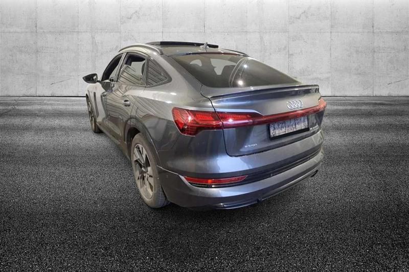 Usata Audi e-tron S-Line 158 kW (215 CV) 2022 Grigio SUV