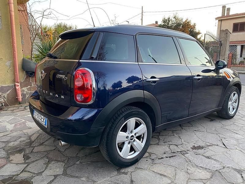 Usata Mini Park Lane Countryman 112 CV (82 kW) 2016 Blu SUV