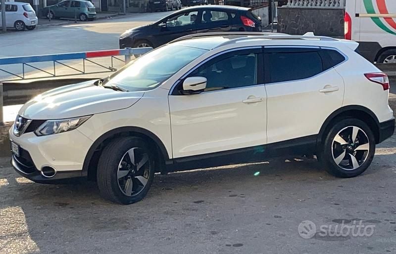 Usata Nissan Qashqai 131 CV (96 kW) 2016 SUV