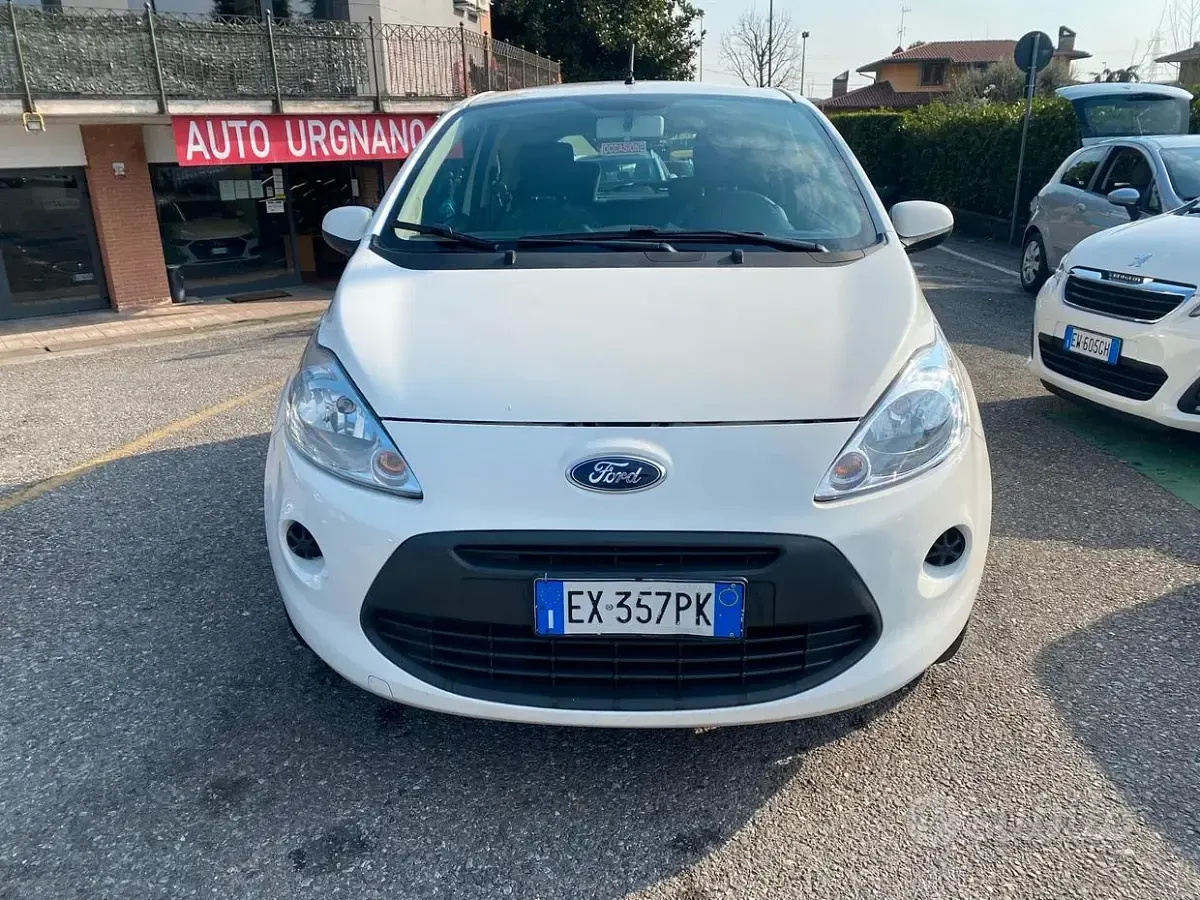 Usata Ford Ka 69 CV (50 kW) 2014 Bianco Berlina