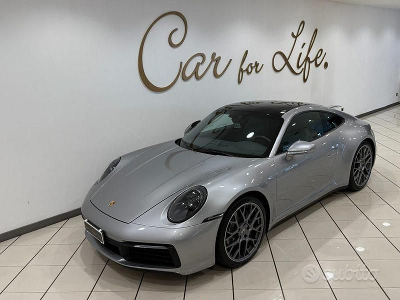 Grigio Usata 2020 Porsche 911 Carrera Coupé | 112.900 € (Buon prezzo) - Immagine 1/4