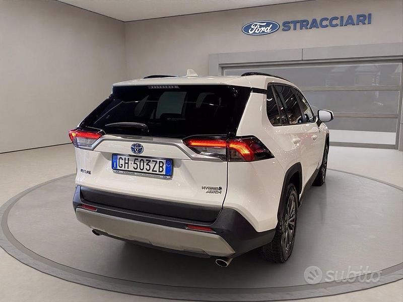 Usata Toyota RAV4 222 CV (163 kW) 2022 Bianco SUV