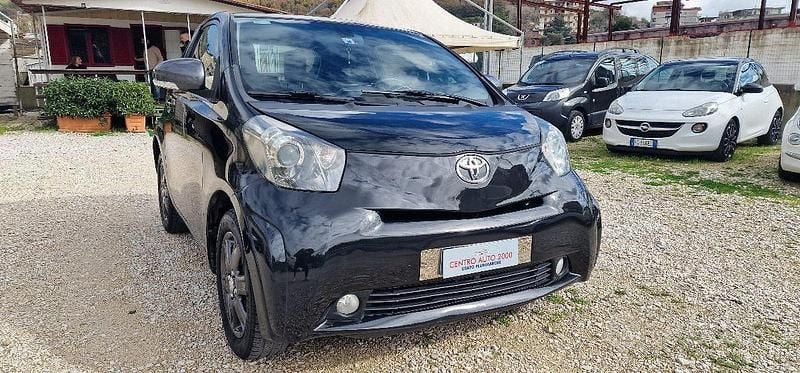 Usata Toyota iQ Sol 67 CV (49 kW) 2009 Nero Utilitaria