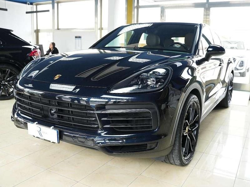 Usata Porsche Cayenne Coupe 340 CV (250 kW) 2020 Blu/azzurro Coupé