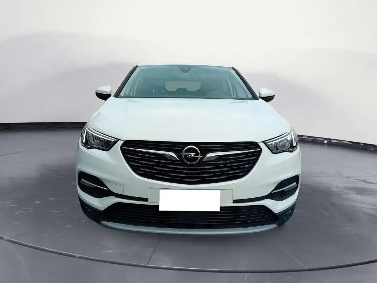 Usata Opel Grandland X Innovation 120 CV (88 kW) 2018 Bianco SUV