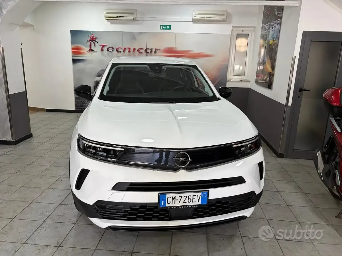 Usata Opel Mokka Edition 101 CV (74 kW) 2022 Bianco SUV
