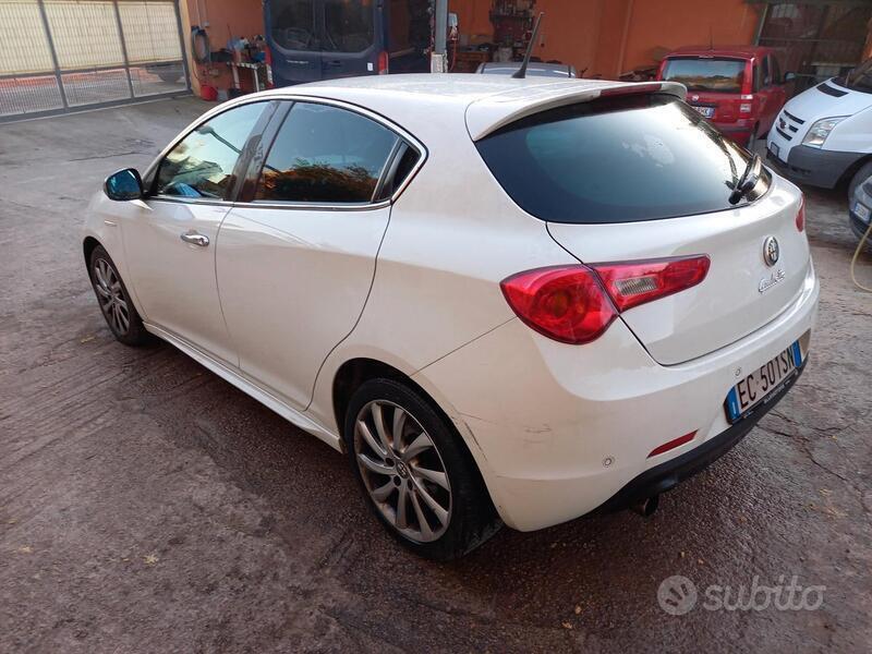 Usato 2010 Alfa Romeo Giulietta Diesel (6.000 €)