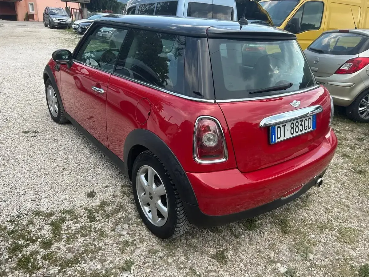 Usata Mini ONE Chili 95 CV (69 kW) 2008 Rosso Utilitaria